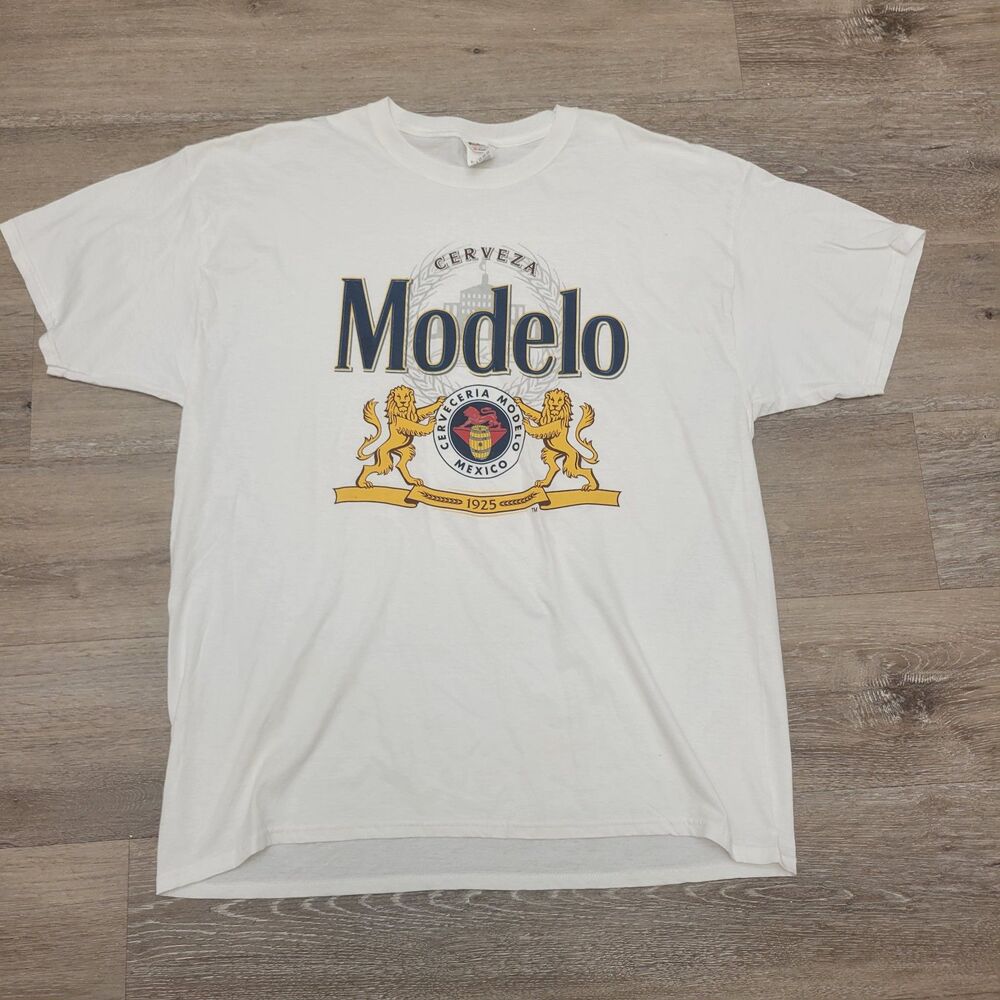 Modelo Beer White T-Shirt Size XL